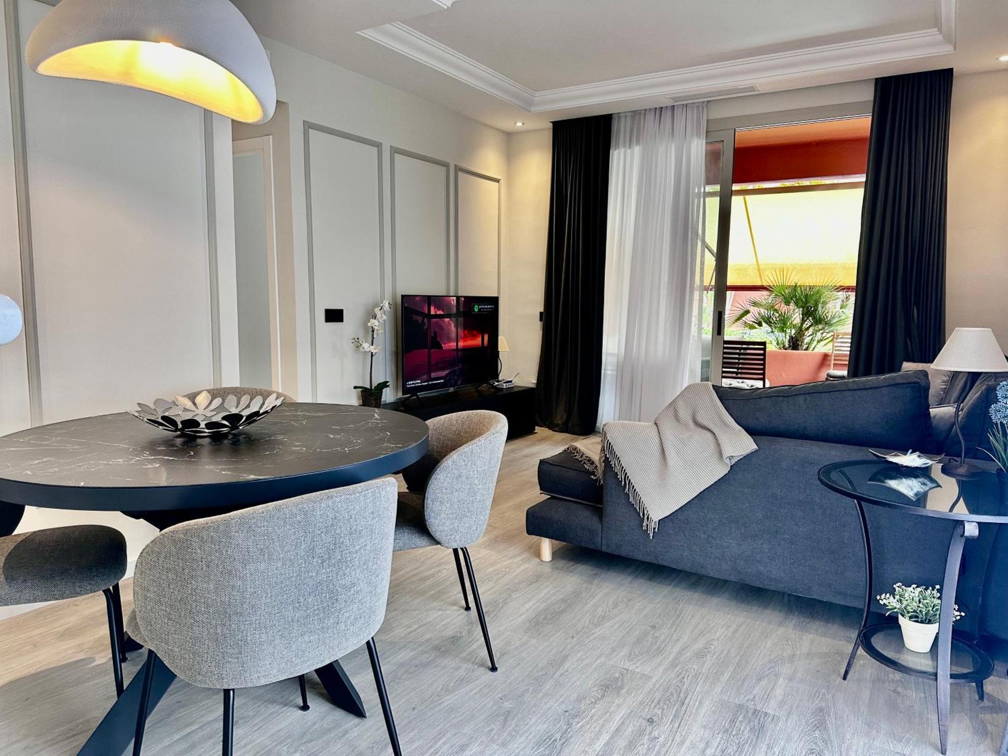 Apartamento Lovely Elviria 200m From The Marbella